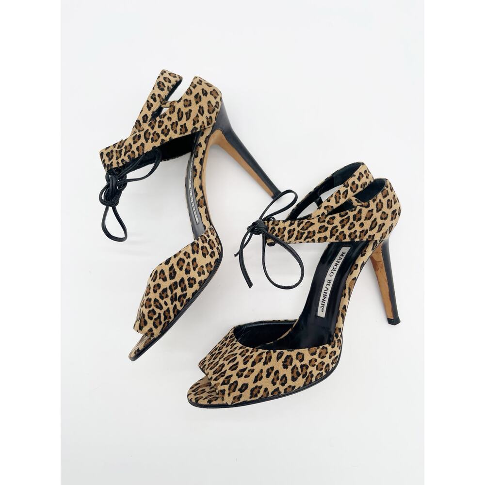 Manolo Blahnik Vintage y2k Leopard Print Suede Lace Up Ankle Strap Heels IT 38 - Picture 6 of 12